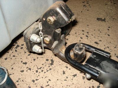 Toter work saver utility truck 12 bushel w/tongue&hitch