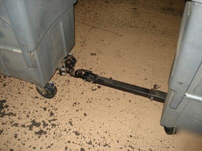 Toter work saver utility truck 12 bushel w/tongue&hitch