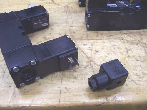 New parker pneumatic valves, 5 pcs. ~ ~