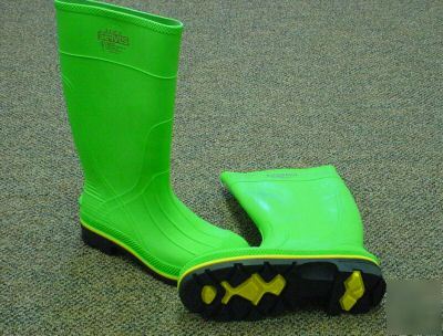Lot of 5 - servus hzt 75107 firefighting hazmat boots