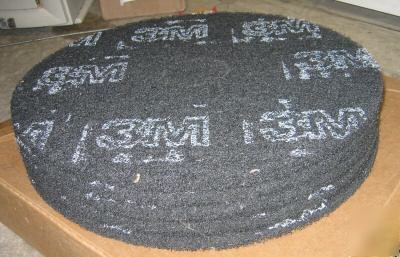 3M 7200 black stripper pad 13