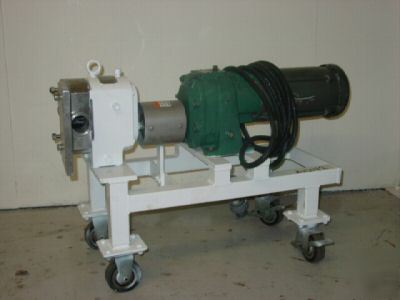 Apv crepaco model 3A positive displacement pump