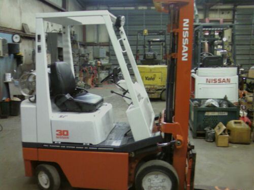 Nice nissan forklift cushion 3000LB. KCPH01A15PV