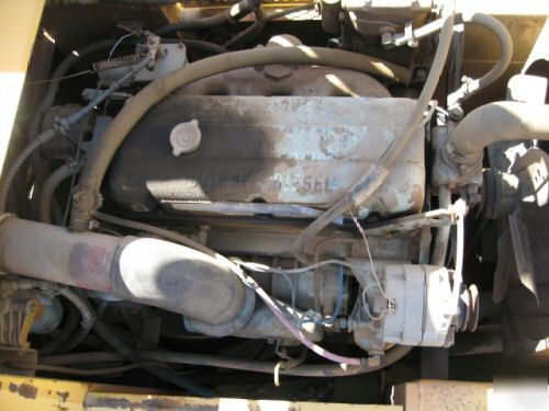 Taylor 24,000 lb side cab forklift diesel, 67
