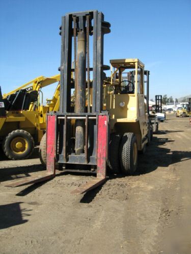 Taylor 24,000 lb side cab forklift diesel, 67