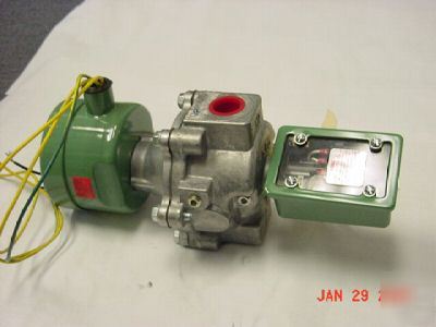 New solenoid gas shutoff valve 220/50 v. 3/4