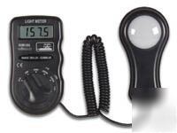 Velleman DVM1300 digital light meter