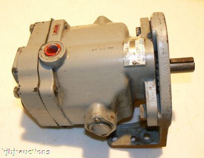 Sperry vickers PVB10 heavy duty hydraulic pump