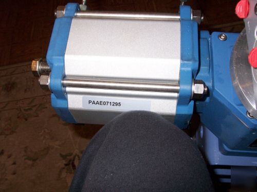 New somas pneumatic actuator/positioner A21-da in crate