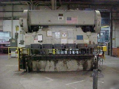 300 ton x 12' chicago press brake