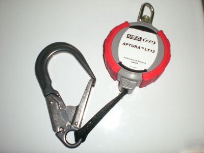 New msa fp aptura LT12 self retracting lanyard 7FT 