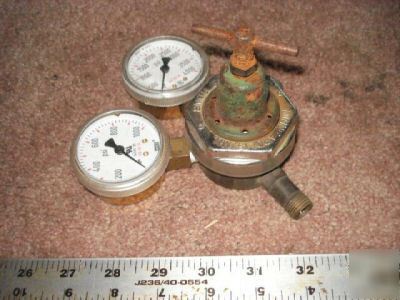 Regulator dual O2 smith #H170A-540 3000 max psi mig