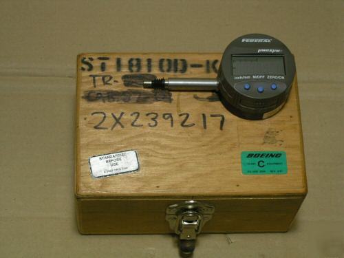 Federal Âµmaxum digital indicator 0.00002