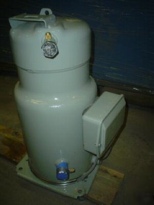 New trane 15 ton compressor: m# CSHA150H0A0B - 400-460V 
