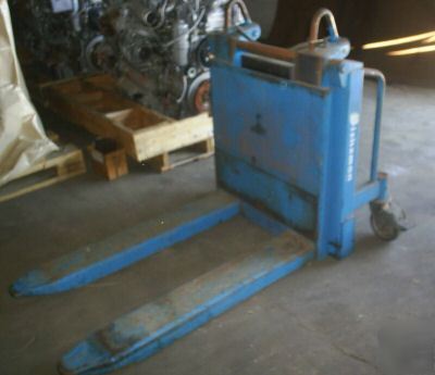 Bishamon ez-tilter - 2000# capacity mec\B2000276 used