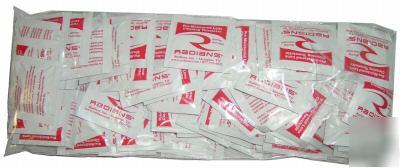 Pre-mositened lens cleaning towelettes/refill lot/100