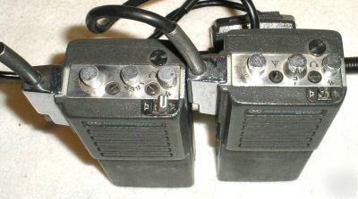 Pair motorola MT500 police fire 2 way radios w/ mics