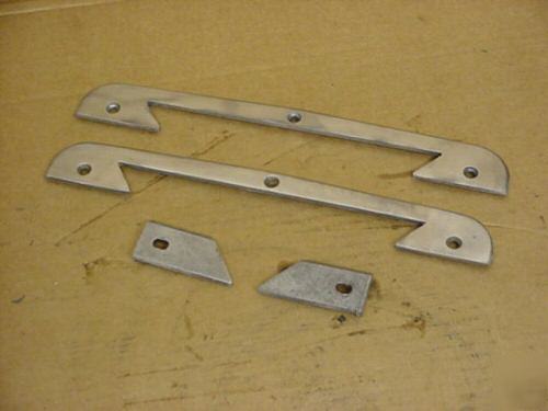 Bridgeport way wiper holders y,z axis set of (4) $1/ 