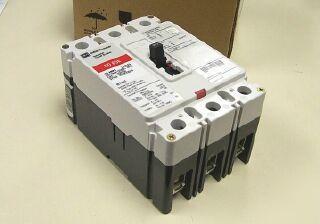 New cutler hammer ed circuit breaker 3P 200A ED3200