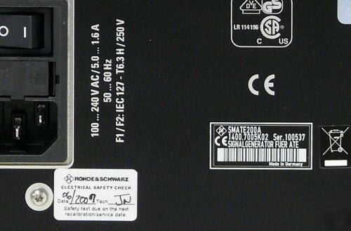 R&s SMATE200A vector signal generator, 100 khz to 6 ghz