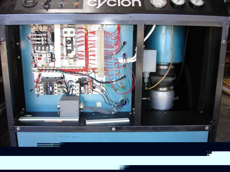 Compair cyclon 6000 30 hp rotary screw compressor
