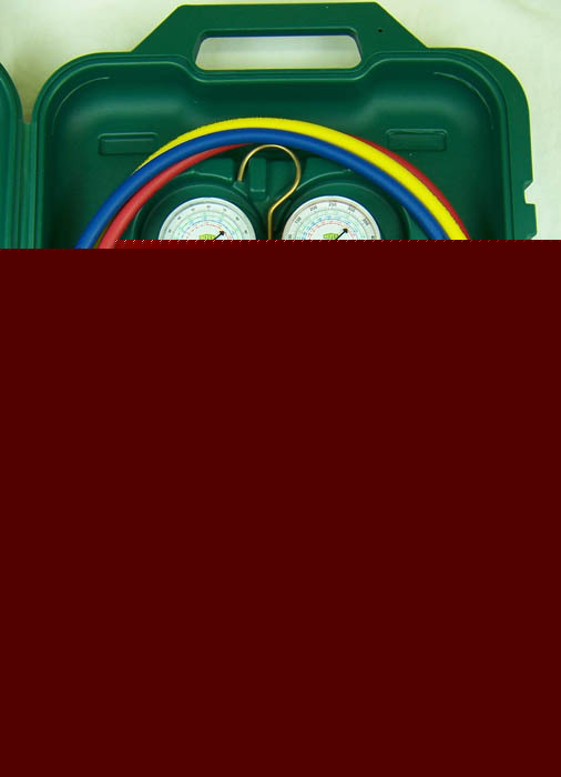 Refco automotive manifold set with sight glass & case