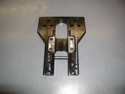 Finn power turret press clamp parts lower clamp 301055
