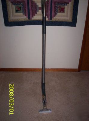 Gekko tile & grout cleaning tool