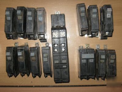 15 cutler hammer chb 1 2 pole breakers 100 amp main 30A
