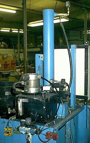 Pail press - for 5 gal pails - 120 volt - air/hydraulic