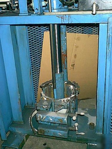 Pail press - for 5 gal pails - 120 volt - air/hydraulic