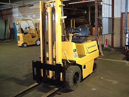 Datsun P3 gasoline forklift indoor/outdoor