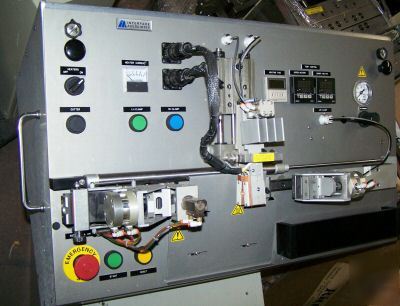 Interface associates pre strecher & balloon blower ia 