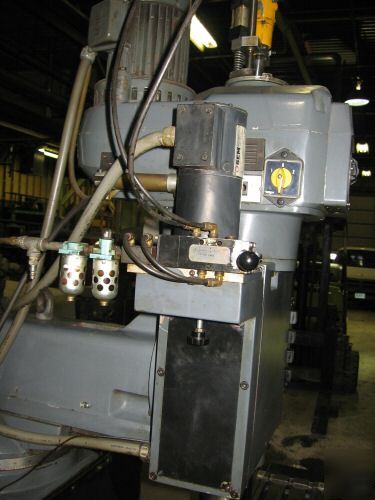 Lagun 3 axis cnc knee type vertical mill 