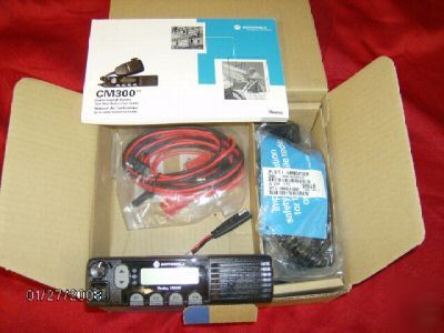 New motorola, CM300, cm 300, uhf, moble radio **** ****