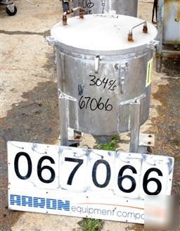 Used: tank, 304 stainless steel, 18 gallon, 17-1/2