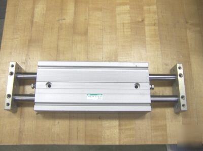 Ckd pneumatic cylinder, p/n: STR2-md-32-80-P6