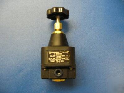 Norgren precision pressure regulator for compressed air