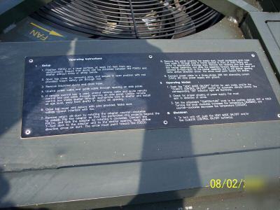 Portable air conditioning and heating unit
