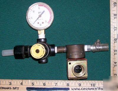 Speedaire 1Z838D pneumatic air regulator assembly