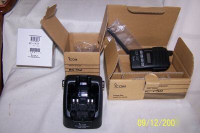 Icom f 50 vhf 128 ch water proof portable radio