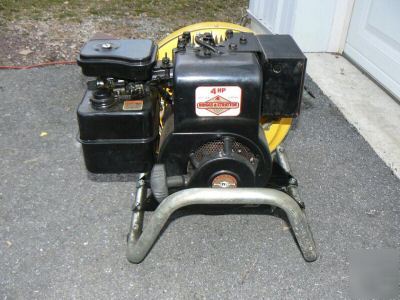 Mcculloch portable generator model h-2000 , 2000 watt