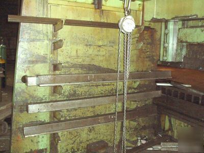 Chicago 600 ton press brake mfg in 1959 model 600-hv-10