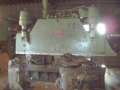 Chicago 600 ton press brake mfg in 1959 model 600-hv-10