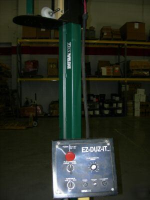 Infrapak ez-duz-it manually operated platform stretch