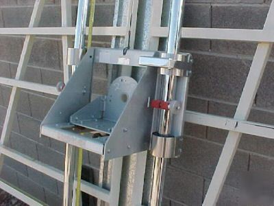 Safety speed cut panel router, model 3400