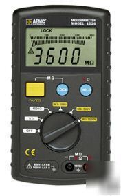Aemc 1026 - megohmmeter w/continuity test & voltmeter