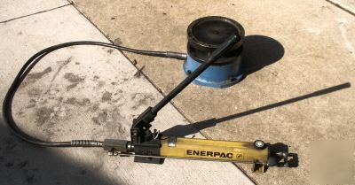 Enerpac p-392 pump with hose and cylinder