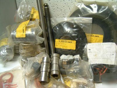 Hoerbiger compressor parts misc lot of 13 plus <862A4
