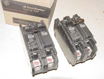 New 2PC ge thqc circuit breaker in box